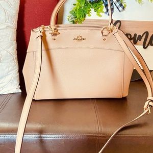 Coach Brooke carryall NWT in signature print with crossbody strap , original